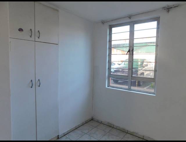 3 BEDROOM APARTMENT RENTED IN MONTCLAIR